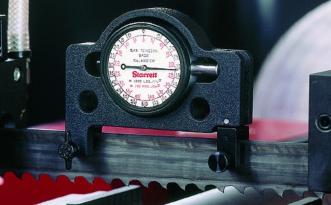 广安锯切钛合金用双金属带锯条还是硬质合金带锯条？